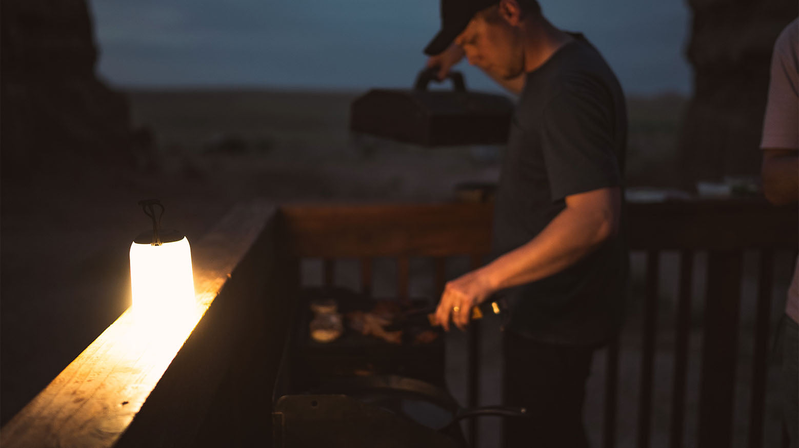 The Boulder Lantern & Powerbank | Lander®